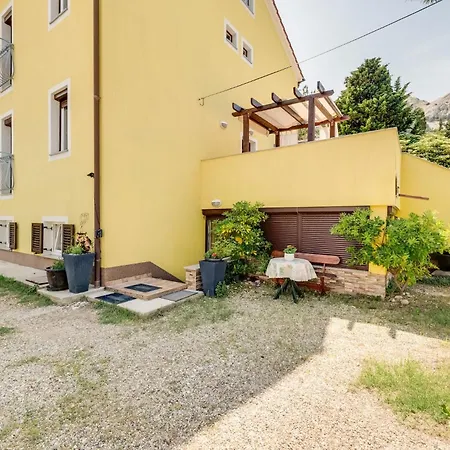 13907c Apartman Baška