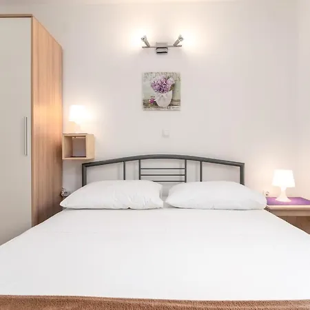 13907c Apartman Baska (Krk)