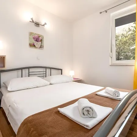 13907c Apartman Baska (Krk)